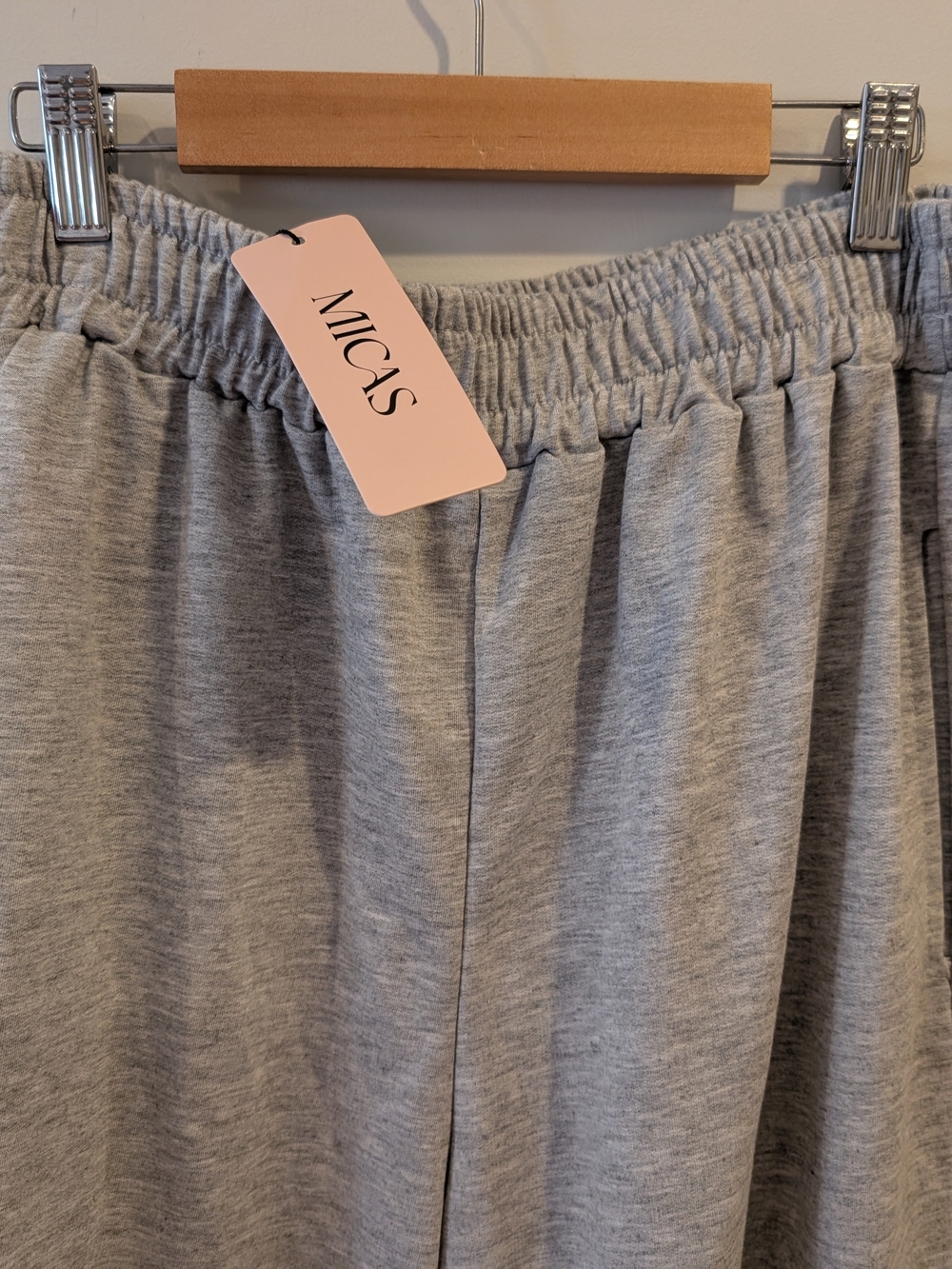 Micas Heather Gray Wide Leg Pull On SweatPants Loungewear Streetwear Casual